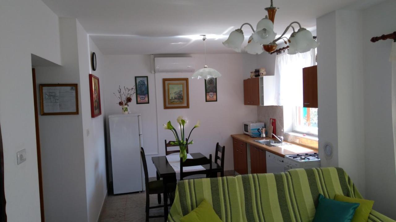 Apartman Ruza Brzac ภายนอก รูปภาพ