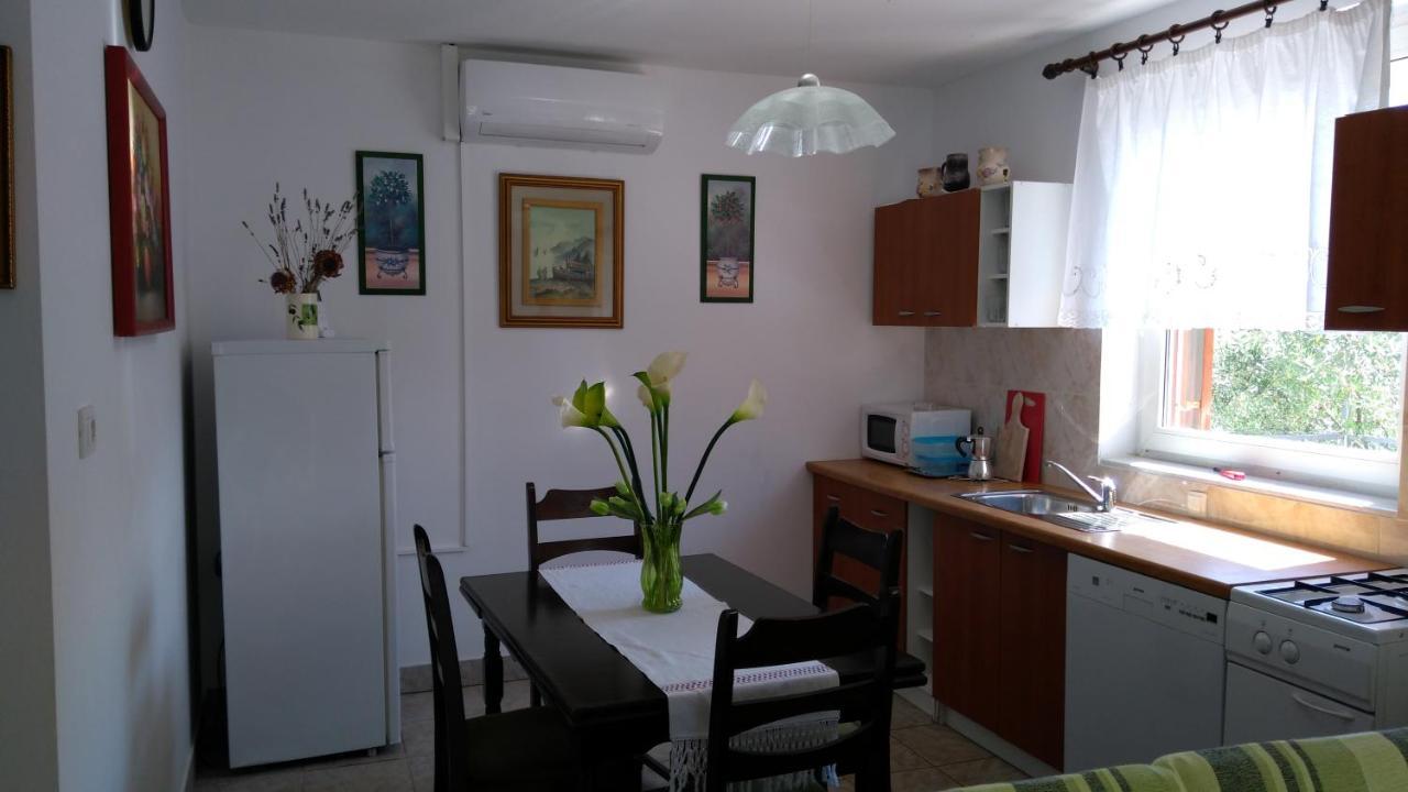 Apartman Ruza Brzac ภายนอก รูปภาพ